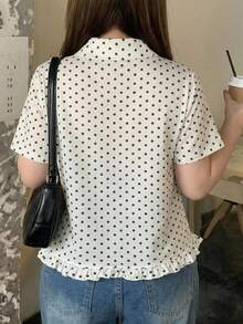 Dazy Plus 韓系時尚波點滿版印花短袖 Polo 衫，黑色大尺碼女款春夏季 T-shirt 可愛上衣 - 杏色 - 查看 4