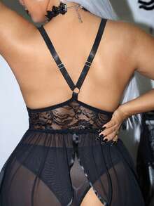 AltCore Plus Size Women's Fashion Pioneer Punk Lace Trim Mesh Patchwork Camisole + Panties 2pcs Set - Black - View 2