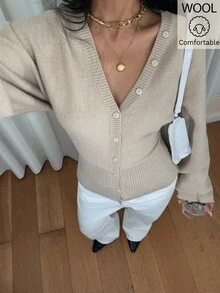Siren Gaze 女款純色收腰鈕扣針織羊毛開襟衫，休閒日常穿著，適合秋冬與新年，女款冬季必備，女款冬季毛衣，新年風格，女款休閒針織開襟衫 - 杏色 - 查看 4
