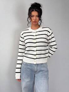 SHEIN BASICS 女款休閒法式長袖開襟衫，秋冬服飾，條紋黑白格紋，開學季日常早午餐日穿款 - 黑與白 - 查看 5