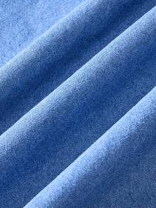GlowEve Gaun Denim Lipit Wanita dengan Hiasan Kancing dan Kerah V Berkerut - Biru - View 4