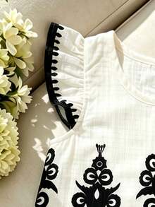 SHEIN Playful Pals 0-3歲女嬰2件套休閒刺繡印花套裝 春夏鄉村風女嬰上衣 度假穿搭 女嬰鄉村風服飾 - 杏色 - 查看 6