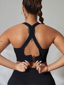 Velisys Velisys Setelan 2 Potong Kaos Olahraga Hitam dan Tank Top Ukuran Plus Wanita dengan Cup yang Dapat Dilepas - Hitam - View 6