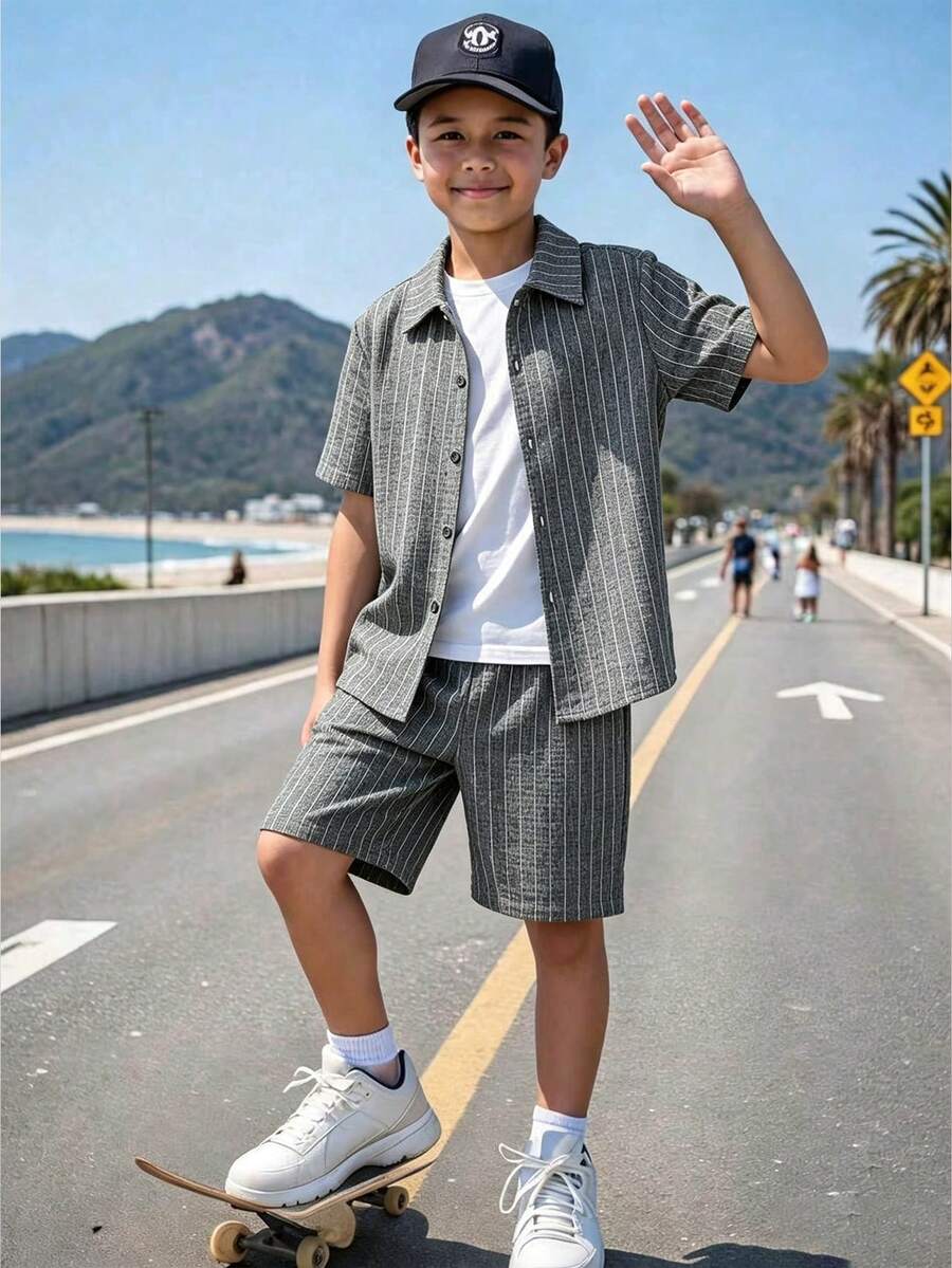 Mirajuku 青少年男孩條紋短袖單排扣襯衫與短褲休閒套裝 - 深灰色 - 查看 1