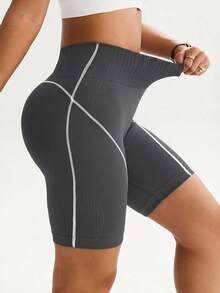 SHEIN Rhythm Era 1件女款大尺碼無縫高腰交叉線條運動短褲，適合跑步、健身、瑜珈、單車運動的百慕達運動短褲 - 深灰色 - 查看 4