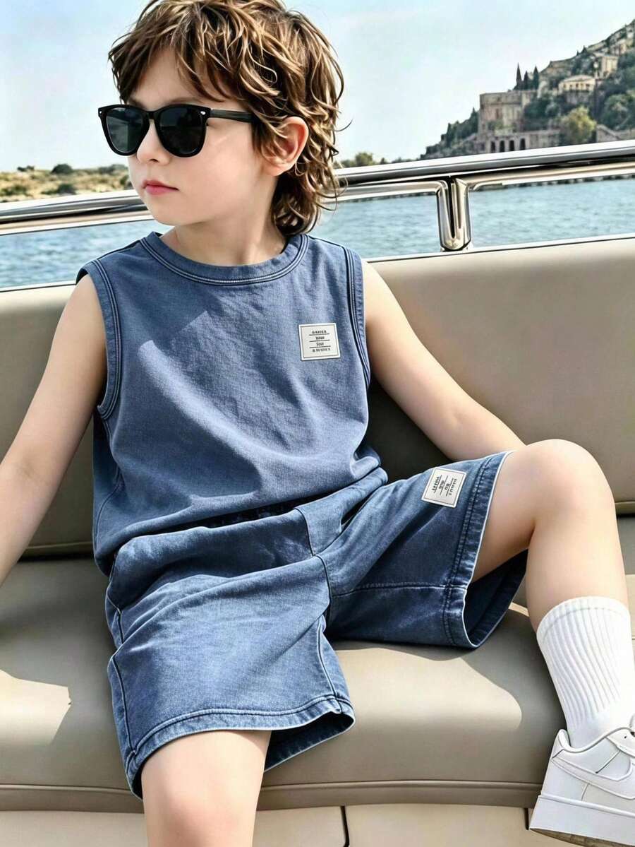 SHEIN Playful Pals 2件組青少年男孩圓領無袖印英文字母背心T恤,水洗純棉黑色夏季休閒套裝,附彈性腰運動短褲,舒適柔軟籃球跑步運動服,新款 - 藍色 - 查看 1
