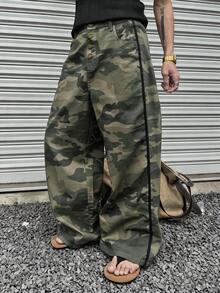 軍綠色