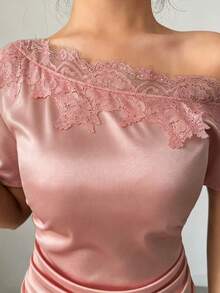 Rafferiza 女款緞面垂領撞色蕾絲露肩不對稱斜領縮腰修身緊身A字裙夏季 - 粉色 - 查看 5