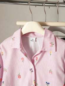 SHEIN Genkimix Kids 女童仿刺繡圖案粉色與白色條紋印花，清新輕盈設計，女童襯衫，領口長袖寬鬆休閒襯衫，花卉圖案，春/秋休閒襯衫 - 彩色 - 查看 3