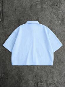 PAVTROS 男士淺藍色條紋短版襯衫，青蛙鈕扣配刺繡標誌，休閒夏季穿搭 - 藍白色 - 查看 2