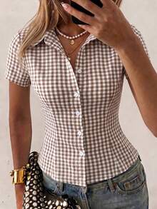 SHEIN EZwear Women's Elegant Preppy Sexy Casual Summer White And Brown Gingham Plaid Short Sleeve Button Down Shirt, Slim Fit Peplum Hem Collared Blouse, Brunch - Brown - View 6