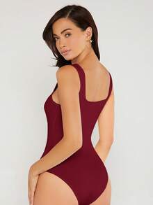 SHEIN BASICS 大尺碼女款純色方領休閒背心連身衣 - 酒紅色 - 查看 2