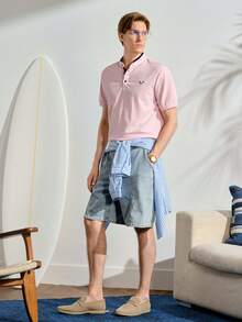 Men Antler Embroidery Mock Neck Contrast Trim Polo Shirt - Baby Pink - View 2