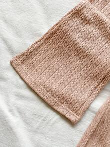 SHEIN Vintaside Kids 2件組少女復古風棕色羅紋套裝，親膚柔軟面料，圓領上衣珍珠裝飾燈籠袖，喇叭褲，生日秋季穿搭 - 卡其色 - 查看 6