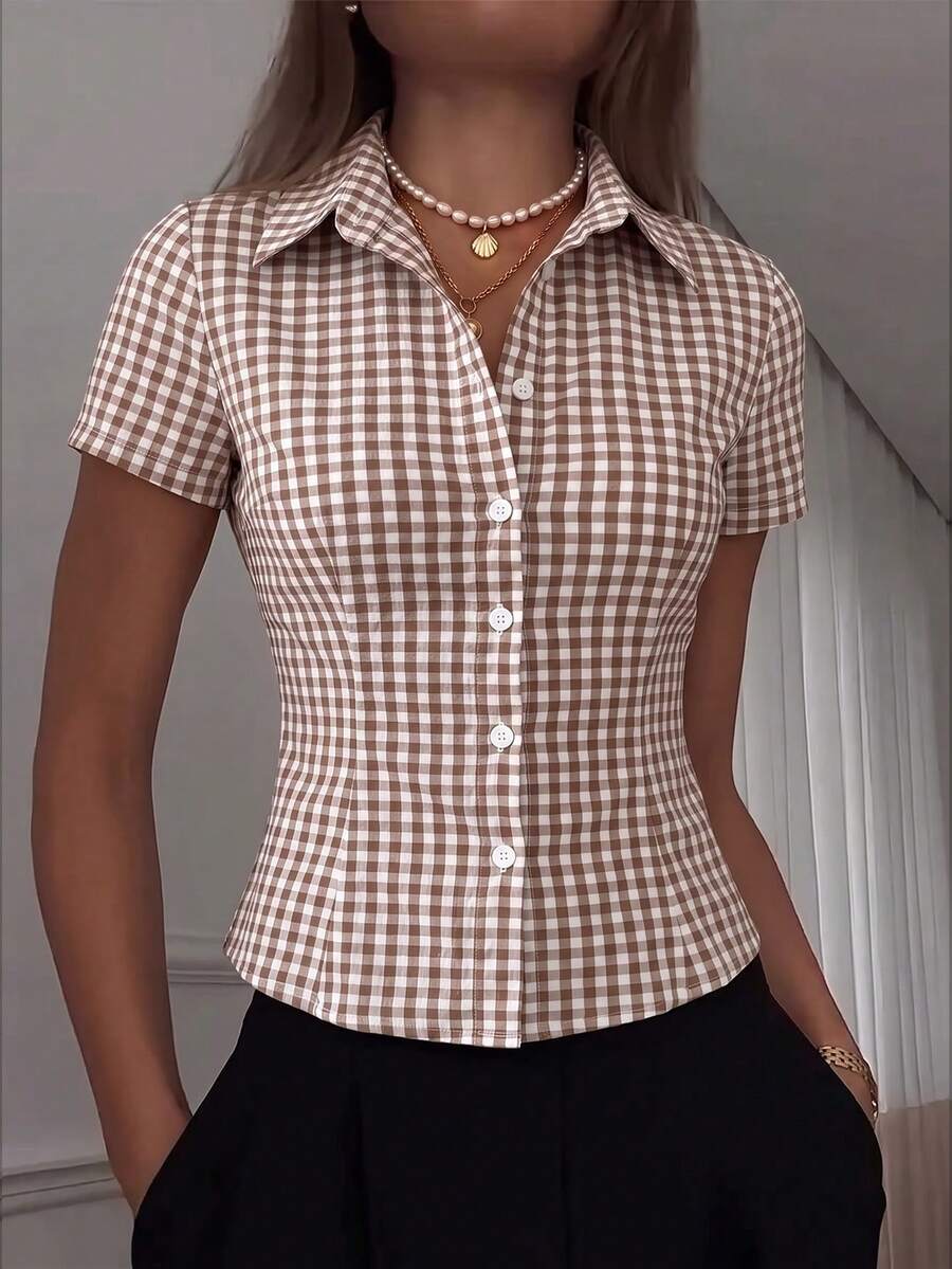 SHEIN EZwear Women's Elegant Preppy Sexy Casual Summer White And Brown Gingham Plaid Short Sleeve Button Down Shirt, Slim Fit Peplum Hem Collared Blouse, Brunch