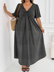 SHEIN CURVE+ 大尺碼 US22 音樂節海灘度假波希米亞風休閒優雅 V 領收腰 A 字版型飄逸女款中長洋裝 - 彩色 - 查看 5