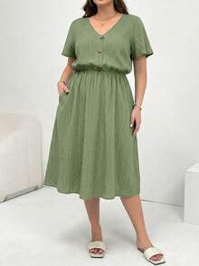 Shapeblank Plus Size Women's Solid Color V-Neck Pleated Casual Daily Wear Dress - Army Green - View 3