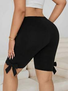 SHEIN CURVE+ 大尺碼女款純色彈性腰休閒可愛基礎短褲 運動健身黑色夏季辦公通勤運動裝 - 黑色 - 查看 2