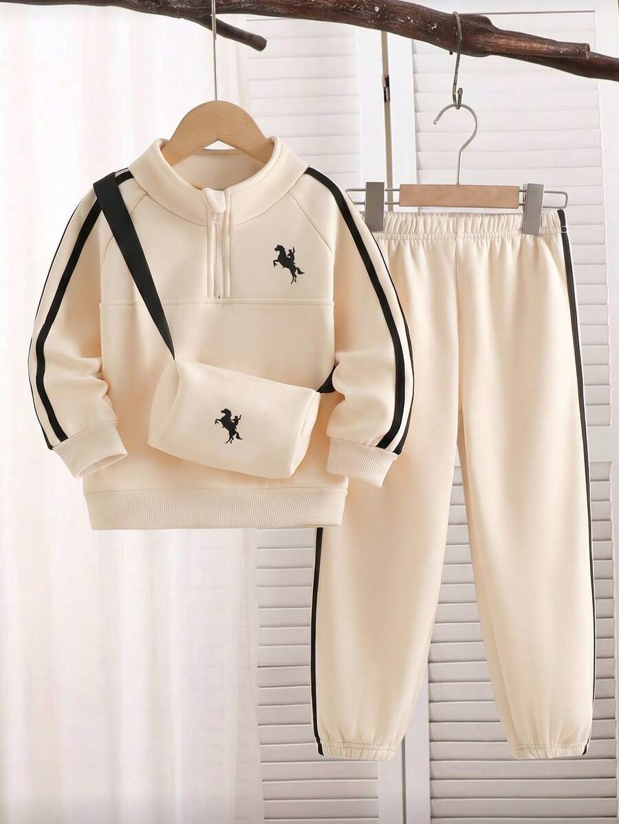 3pcs Set Young Boys Loose Casual Design Lapel Half-Zip Side Patchwork Contrast Color Webbing Top & Black Contrast Color 3D Small Bag & Loose Casual Elastic Side Webbing Long Pants Suitable For Daily Commute, Leisure, Vacation, Sports, Street Style - Apricot - View 1
