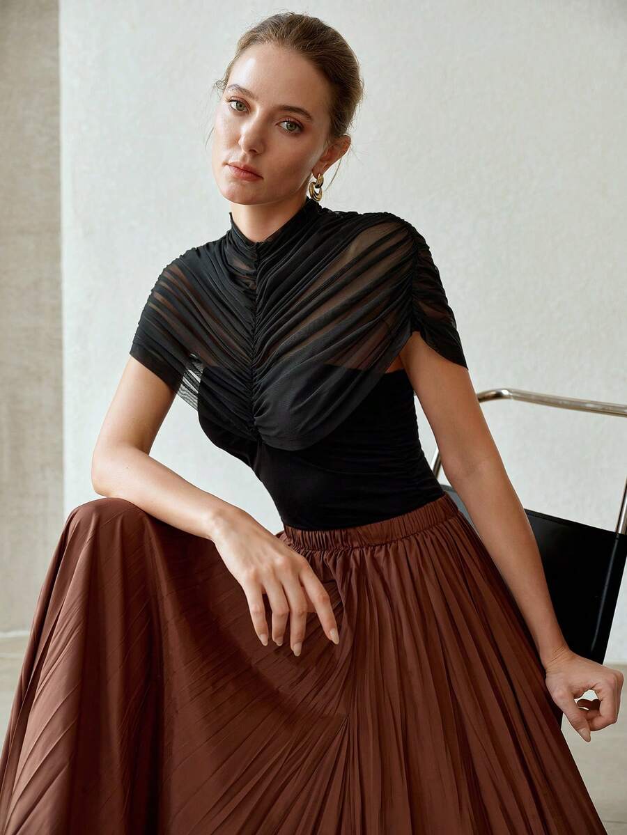 MOTF PREMIUM MINIMALIST CONTRAST MESH SHEER PLEATED T-SHIRT