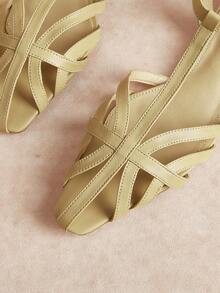 Rosivie Women's Casual Buckle Design Flat Sandals For Daily Wear Summer Shoes - Khaki - View 6