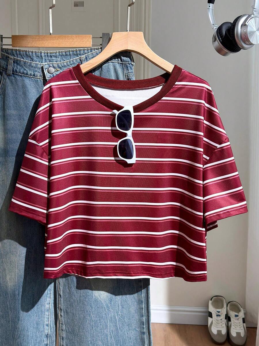 Comfortcana Áo thun ngắn tay vai trễ màu trơn phong cách thường ngày size lớn - Màu Đỏ Sâu - Xem 1