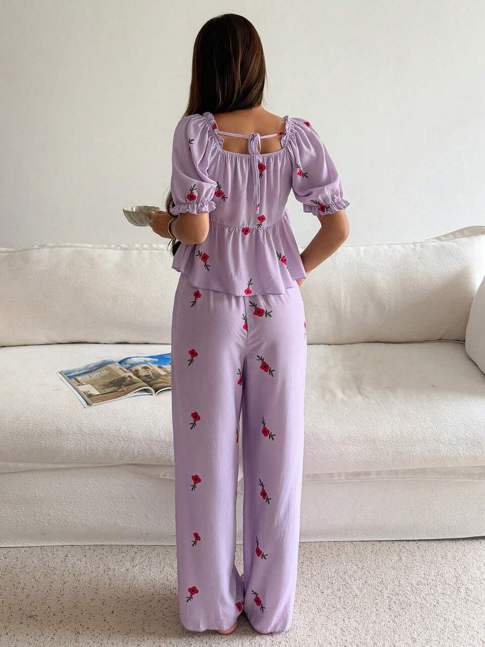 Women's Floral Print Top And Pants Pajama Set