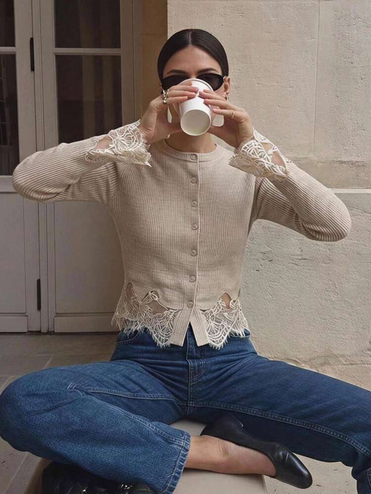 Siren Gaze 女款圓領長袖開襟針織外套，淺米色蕾絲下擺羅紋刷毛保暖T恤，早午餐休閒風 - 杏色 - 查看 9