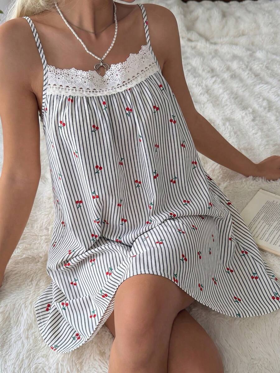 Tulorae 清新浪漫細肩帶刺繡蕾絲泡泡抽褶女款睡裙 - 深灰色 - 查看 1