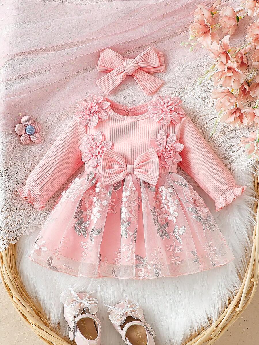 SHEIN Conjunto de 2 piezas para bebé niña, vestido acanalado dulce con bordado, lazo y empalme de malla - Rosa - Ver 1