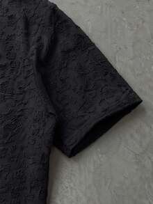 Manfinity Roghcode Men's Solid Color Knitted Jacquard Loose Fit Short Sleeve Shirt, Youth Streetwear Style - Black - View 4