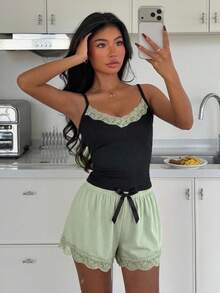 ZzzCrew 修身性感吊带背心撞色滚边短裤蝴蝶结装饰女士睡衣套装 - 綠色 - 查看 6