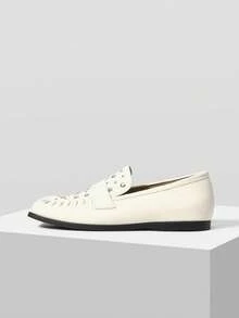 Mnmlis Off-White 鉚釘百褶方頭平底樂福鞋，軟皮低跟套腳穆勒鞋，復古個性通勤鞋 - 米色 - 查看 2