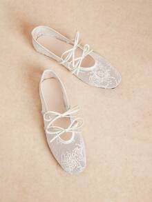 Rosivie Zapatos de tacón alto estilo Mary Jane retro de punta redonda para mujer, contraste negro & blanco, para uso casual en primavera - Red de fuegos artificiales blanca - Ver 1
