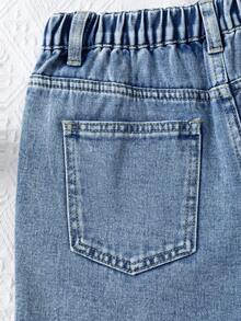 Girls' Denim Shorts, Light Blue Washed Distressed Frayed Hem Denim Shorts, Asymmetrical Elastic Waist Design, Loose Fit Casual Versatile Y2K Summer Street Style Girls' Shorts, Suitable For Daily Outings, School, Commuting, Summer Vacation, Outdoor And More Occasions - Blue - View 4