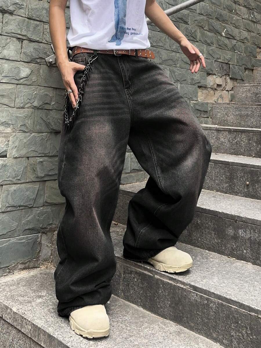 Manfinity EMRG Men's Distressed Solid Color Denim Jeans - Black - View 1