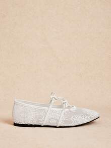 Rosivie Zapatos de tacón alto estilo Mary Jane retro de punta redonda para mujer, contraste negro & blanco, para uso casual en primavera - Red de fuegos artificiales blanca - Ver 2