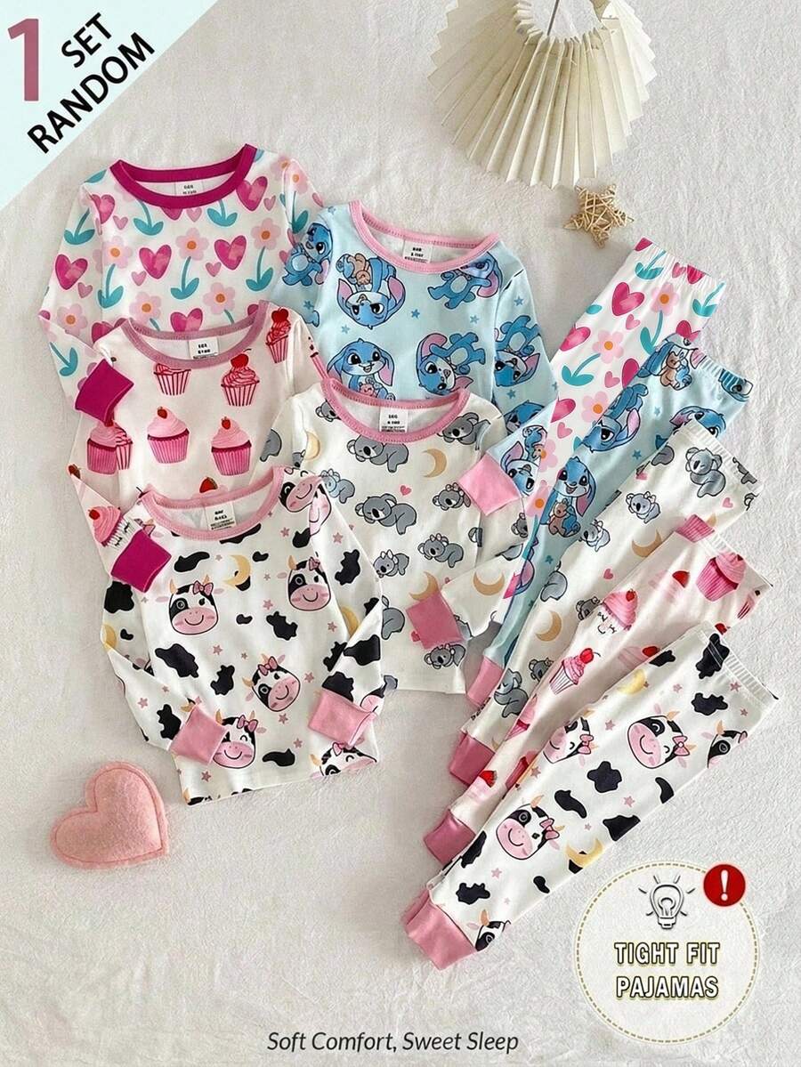 SHEIN Genkimix Kids 2件/1套女嬰夏季可愛迷人白色底粉色愛心與花卉印花、荷葉邊下擺、俏皮活潑。適合女嬰夏季戶外玩耍圓領套頭長袖長褲針織面料舒適柔軟高彈性面料修身款家居服兩件套睡衣 - 彩色 - 查看 1