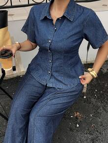 Dazy Plus Conjunto de traje de mezclilla de talla grande para mujer para primavera/verano: chaqueta de mezclilla de manga corta con cuello vuelto y pantalones anchos de pierna ancha de mezclilla - Azul lavado oscuro - Ver 4