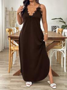 Breezaya Gaun Camisole Panjang Belahan Samping dengan Hiasan Renda untuk Wanita Ukuran Plus - Coffee Brown - View 3