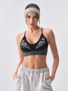 Loungeista 1pc Sports Thin-Strapped Women's Camisole Bra - Black - View 1