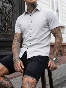 Manfinity CasualCool 男士休閒口袋單排扣短袖襯衫，適合日常通勤 - 彩色 - 查看 6