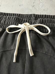 ROMWE MEN Essentials Pantalones cortos estructurados con patchwork, lavados y desgastados para hombre - Gris - Ver 4