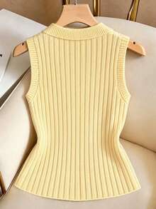 SHEIN Franclia Top de punto elegante con cuello de solapa amarillo claro, multifuncional y de moda minimalista para mujer, suéter de punto sin mangas, top de verano amarillo, chaqueta de punto amarilla, camiseta de tirantes para mujer, top de tela de punto amarilla, top para mujer, top de punto para mujer, último top de punto para mujer, top de tirantes novedoso para mujer - Amarillo - Ver 2