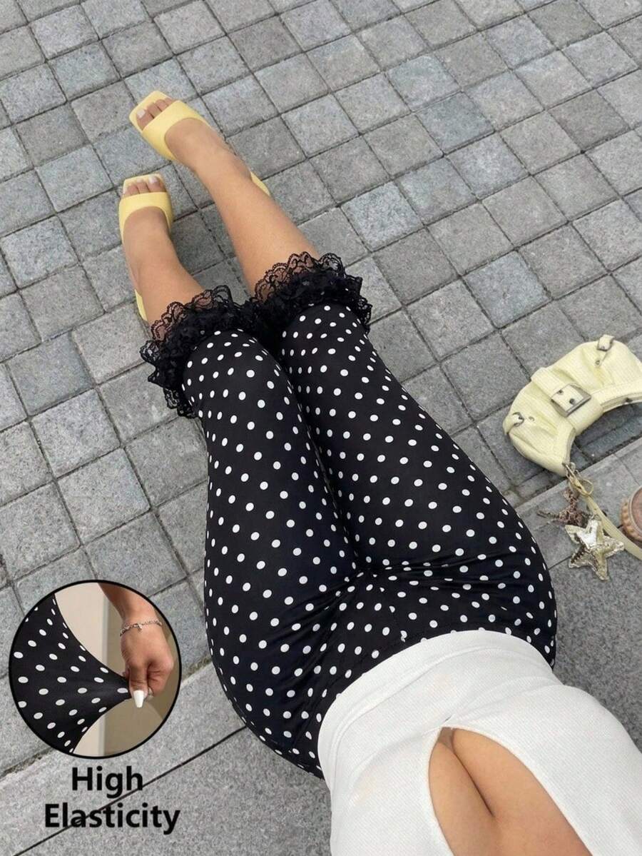 SHEIN SXY 黑色波點印花高彈力針織高腰七分修身內搭褲,褲腳飾有層次荷葉邊,休閒性感,適合購物與街頭穿搭 - 黑色 - 查看 1