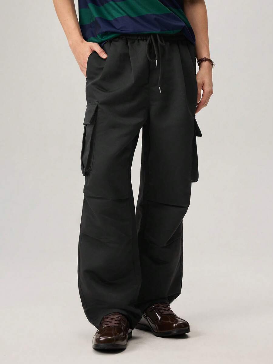 Men Flap Pocket Side Drawstring Waist Oversize Cargo Pants, Fall Wide Leg - Black - View 1