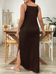Breezaya Gaun Camisole Panjang Belahan Samping dengan Hiasan Renda untuk Wanita Ukuran Plus - Coffee Brown - View 2