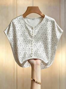 SHEIN Franclia 女款香檳色蝙蝠袖優雅圓領珍珠裝飾短袖襯衫，緞面布料，適合通勤、日常優雅穿搭 - 黑與白 - 查看 1