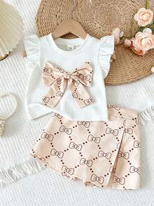 SHEIN Vintaside Kids 6-9M-2-3Y 嬰兒女童兩件套，甜美蝴蝶結裝飾飛袖圓領上衣與彈性腰頭蝴蝶結印花開衩短褲，適合日常穿著、派對及其他場合 - 卡其色 - 查看 3