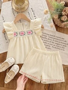SHEIN Genkimix Kids 女童刺繡緞帶飾邊荷葉袖輕盈飄逸寬鬆短褲，活潑靈動森系田園風休閒夏季穿搭，適合出遊、度假與聚會 - 杏色 - 查看 3